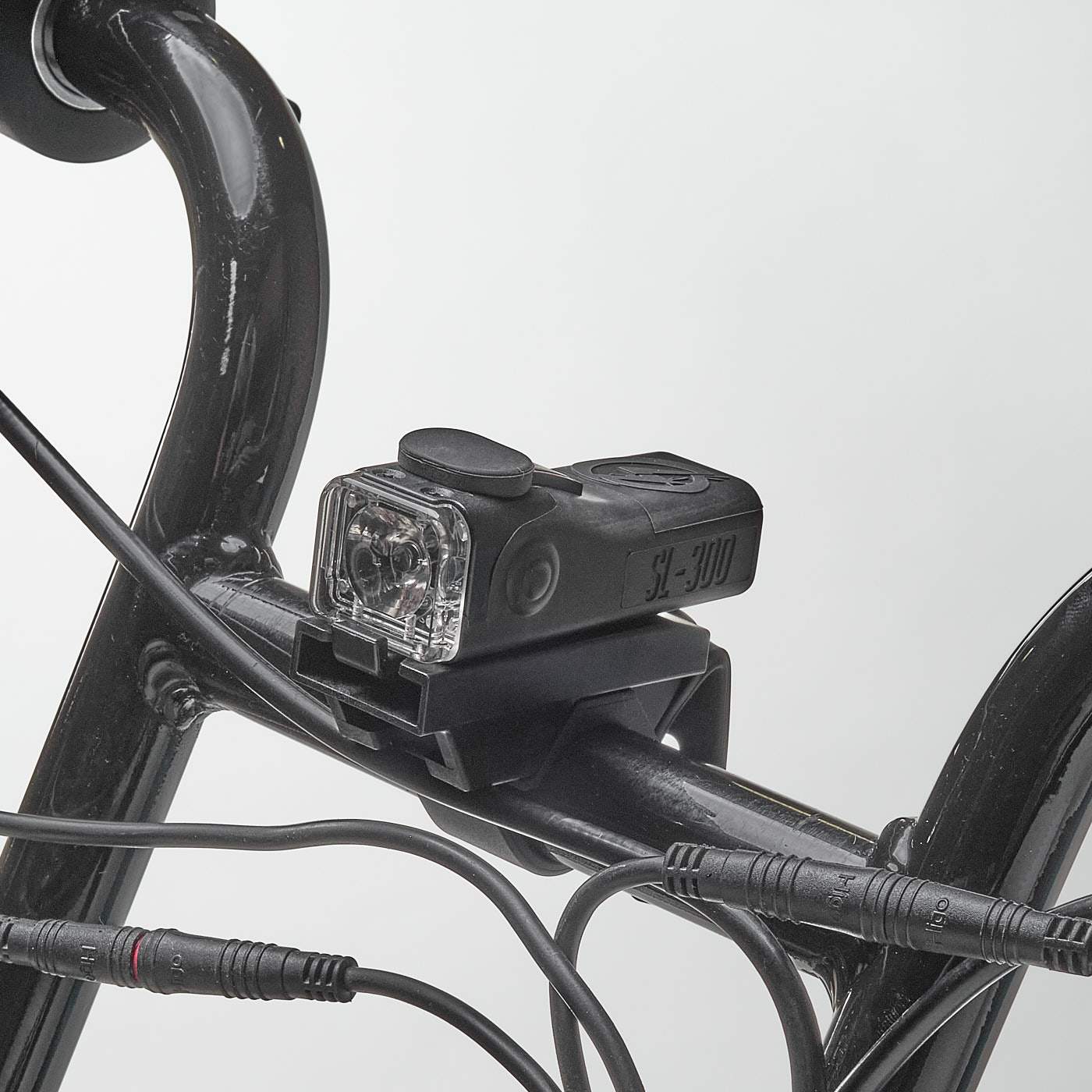 SL-300 Bike Headlight by ShredLights