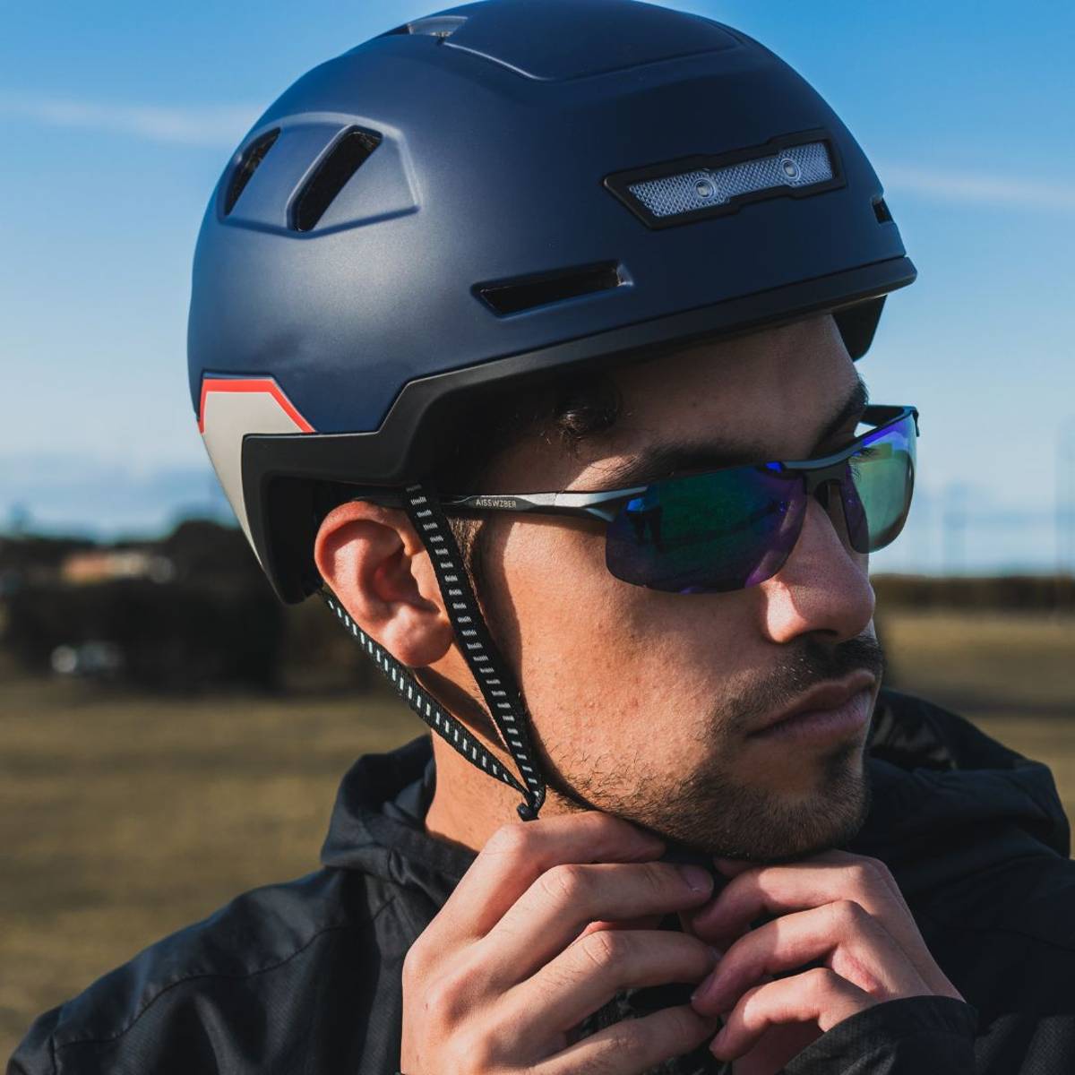 Logan | XNITO Helmet | E-bike Helmet by Xnito